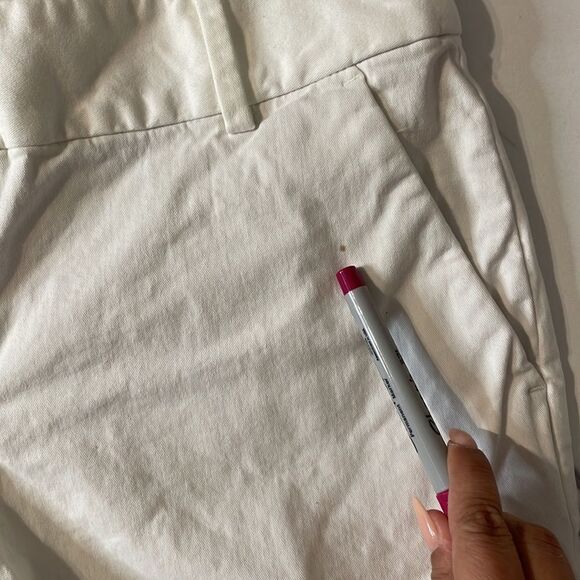 4/$25 Loft Shorts - Picture 3 of 6